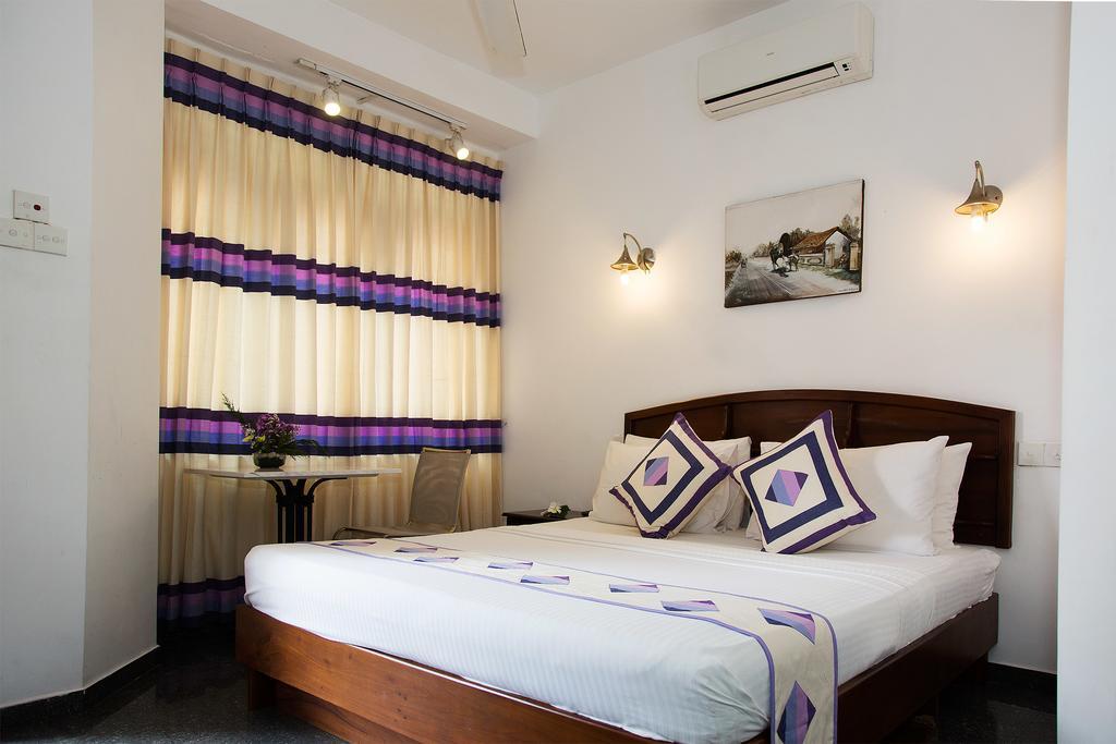 Suriya Arana Bed & Breakfast Negombo Exterior foto