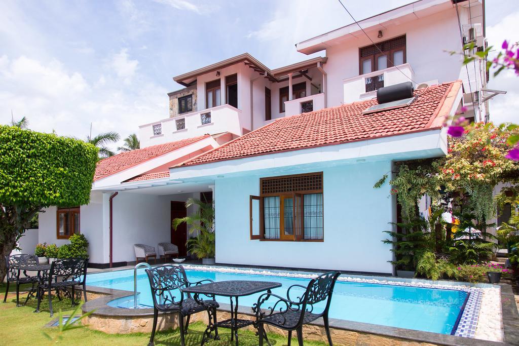 Suriya Arana Bed & Breakfast Negombo Exterior foto