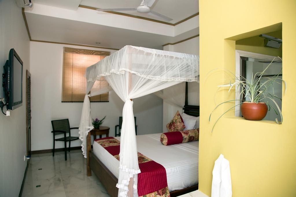 Suriya Arana Bed & Breakfast Negombo Exterior foto