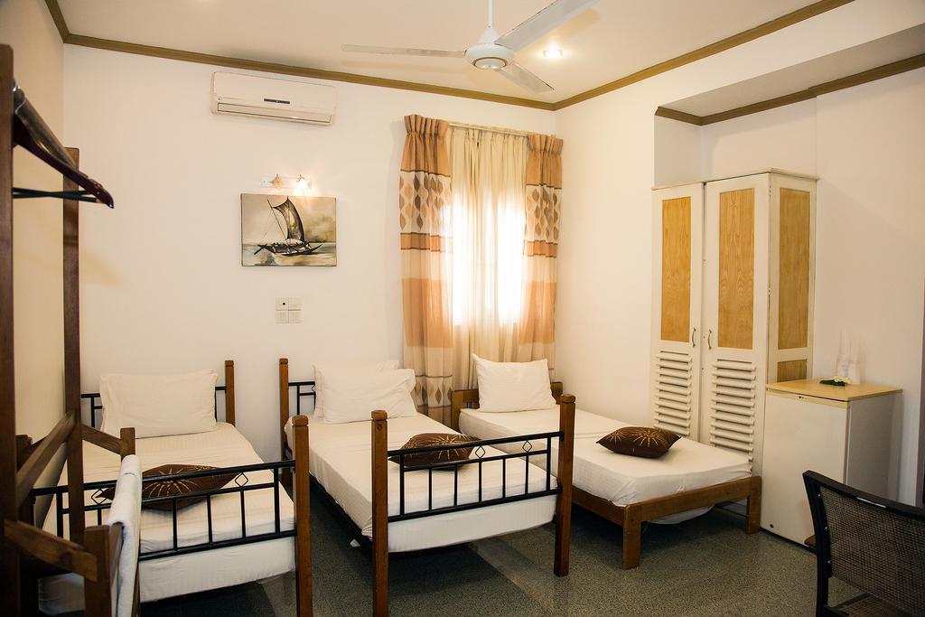 Suriya Arana Bed & Breakfast Negombo Exterior foto