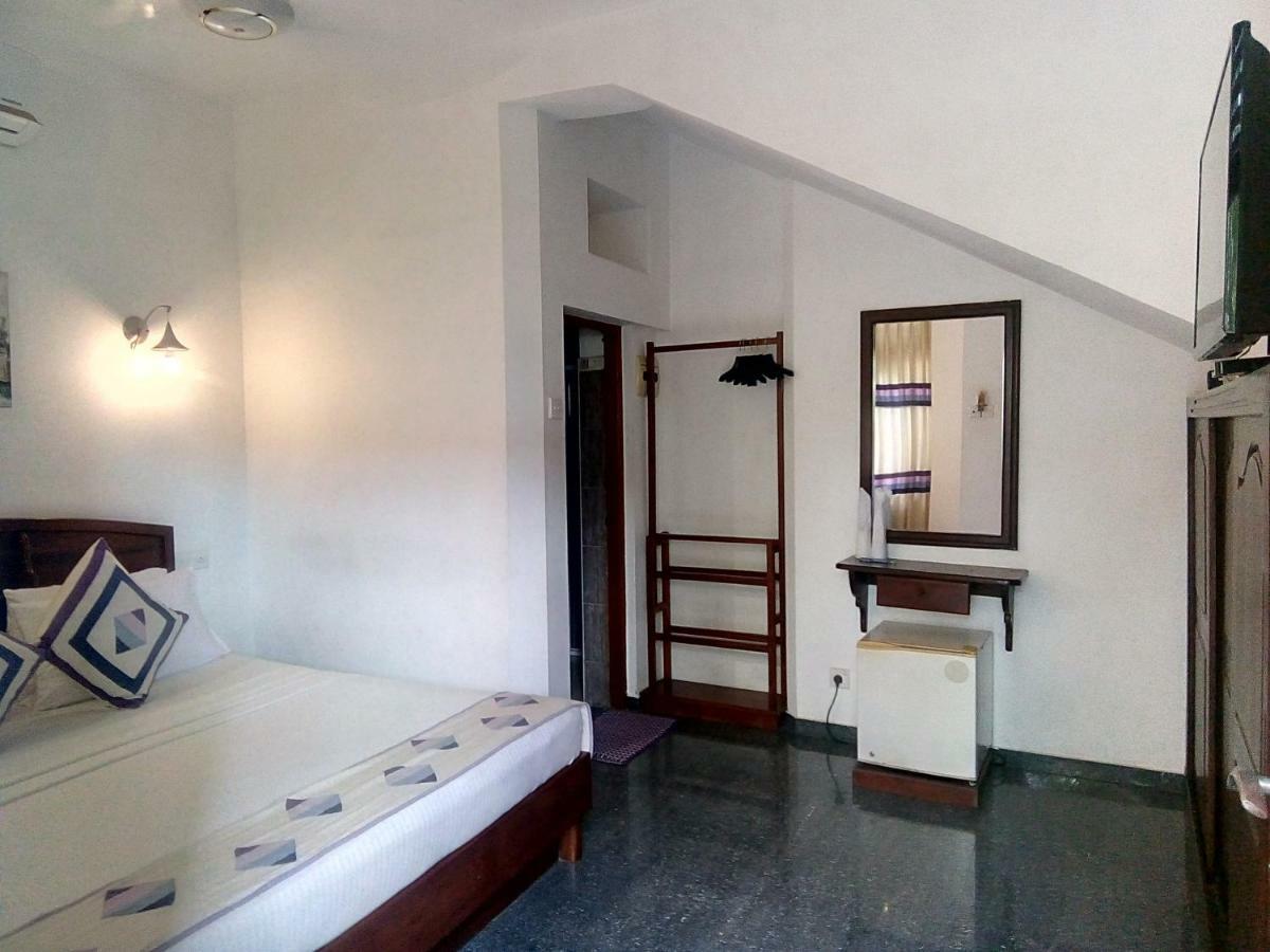 Suriya Arana Bed & Breakfast Negombo Exterior foto