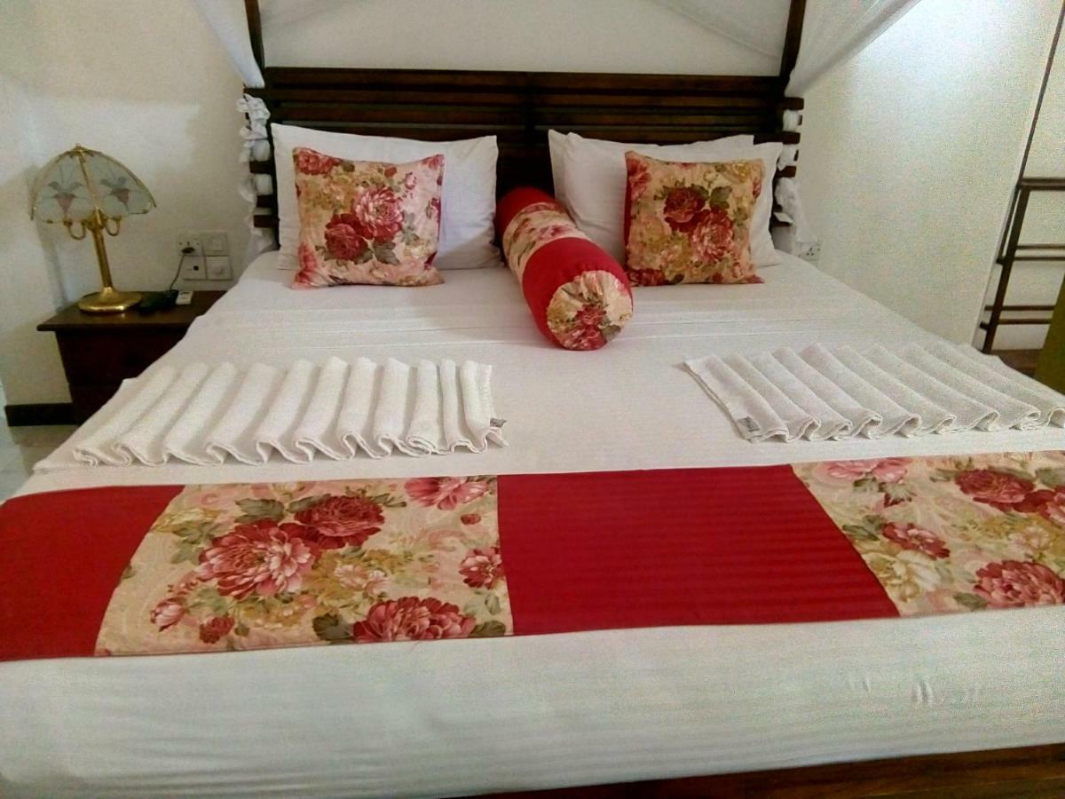 Suriya Arana Bed & Breakfast Negombo Exterior foto