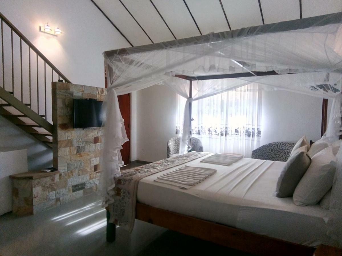 Suriya Arana Bed & Breakfast Negombo Exterior foto